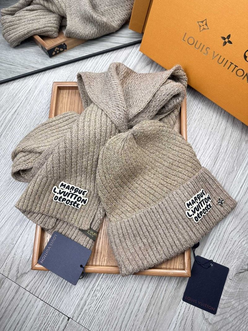 Louis Vuitton Caps Scarfs